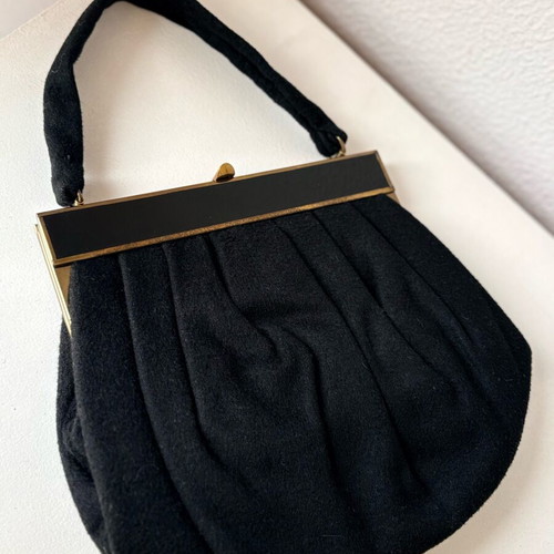 Vintage velvet bag like new, black handbag