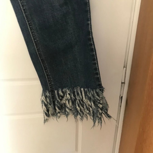 Jean pants medium like new with unique hems Wolbar