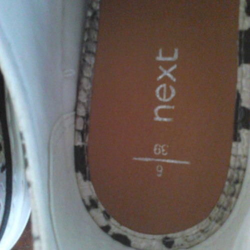 Next sneakers new with snake print, sizes 39-40, colorful sports shoes