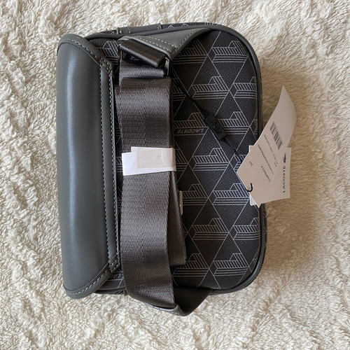 Lacoste crossbody bag like new, gray