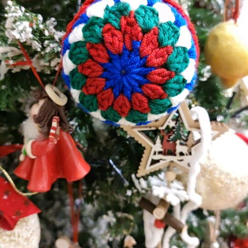 Knitted handmade Christmas balls pack of 6 made to order