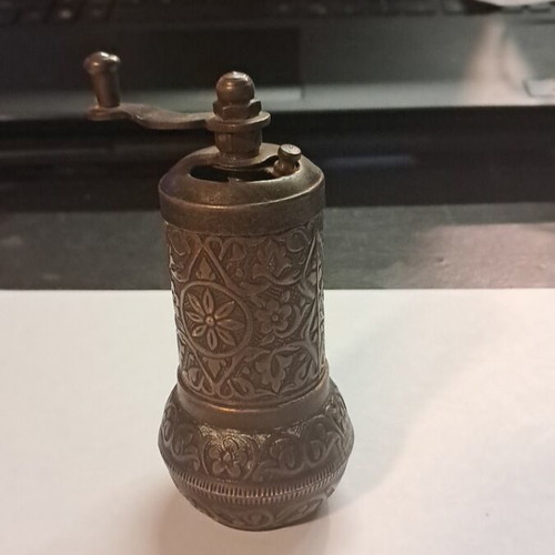 Handmade vintage mill used, about 10 cm height, collectible