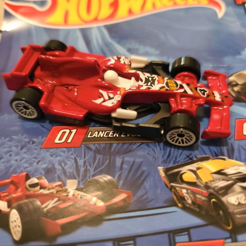 Hot Wheels mystery models Formula 1 and Formula flashback like new x2