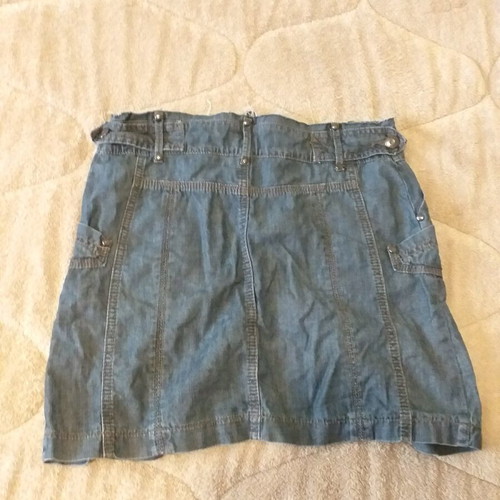 American skirt like new, excellent condition, size S