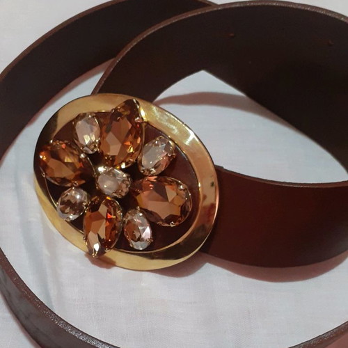 Brown leather belt with buckle like new