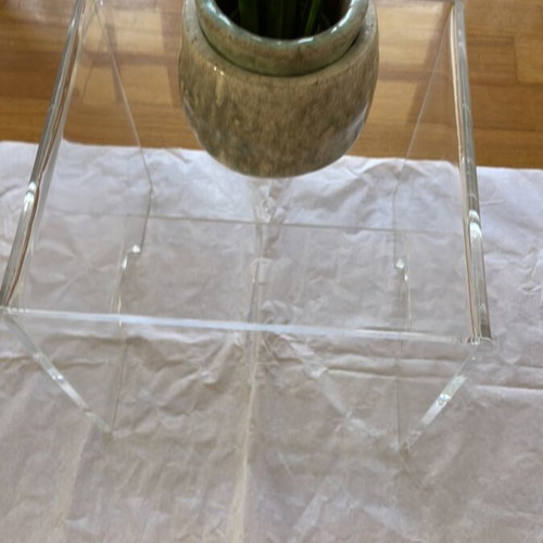 Plexi Glass Coffee Table used, versatile and easy to clean