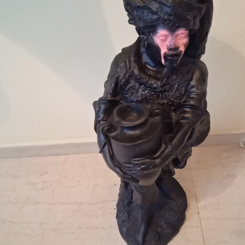 Decorative statuette like new, modern renovation style