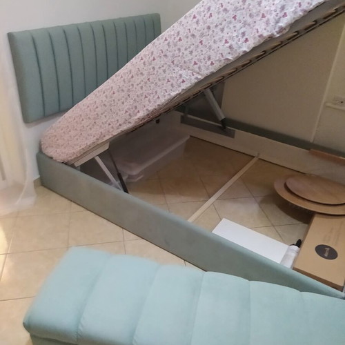 Double bed 145x200 cm with anatomical lifting mechanism