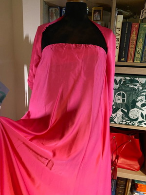 Maxi dress fuchsia new, one size fits up to Large