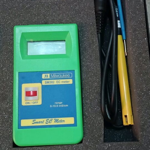 Milwaukee liquid tester like new