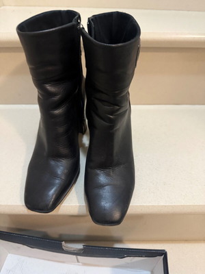Tommy Hilfiger ankle boots size 39 used, black