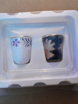 Porcelain thimbles set of 2 like new