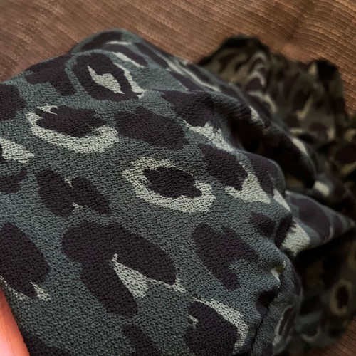 Leopard Print Women's Blouse with Belt size XL like new