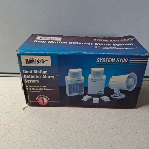 HomeSafe System 5100 alarm system with dual motion detectors and siren new