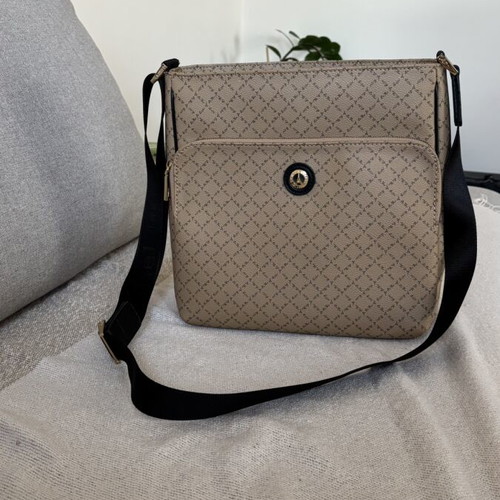 La tour Eiffel crossbody bag like new, black and beige