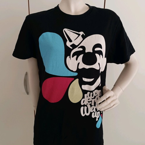 Women's black short-sleeve t-shirt with clown print like new, size M