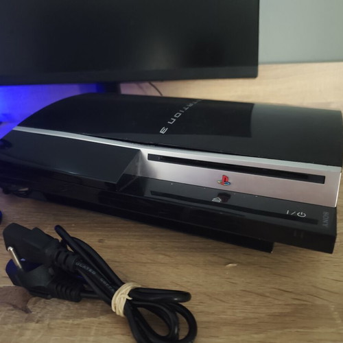PlayStation 3 Fat console, no disc, broken CD