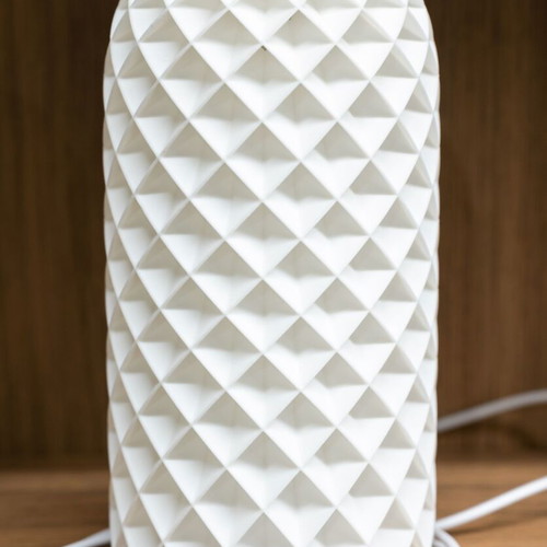 Table lamp 3D printed with geometric pattern new