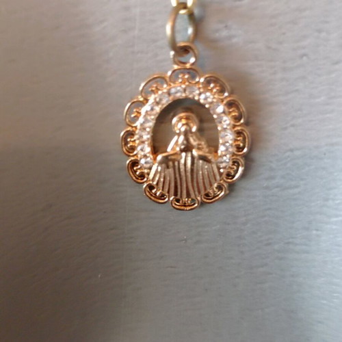 Necklace with Virgin Mary and natural pearls new