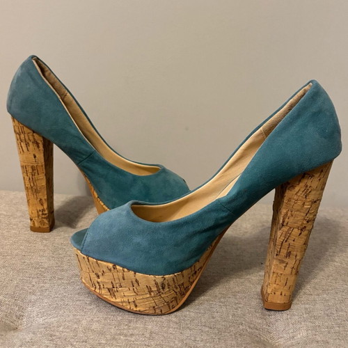 Green suede platform pumps used with cork heel, size 38