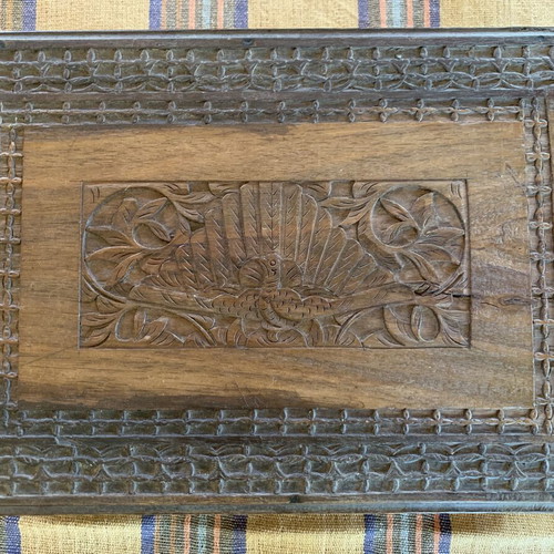 Handcrafted vintage jewelry box with key from Indonesia