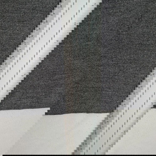 Max Mara women's wool skirt size 38 M like new, gray