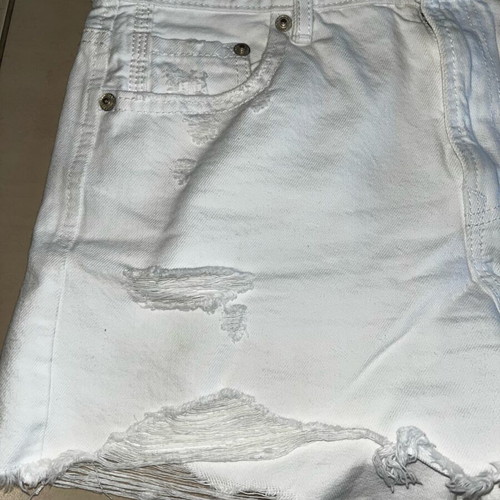 White Stradivarius shorts used, size S