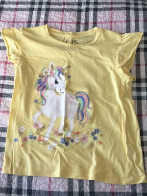 Girls' sleeveless yellow top like new, size 116 cm