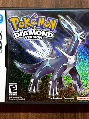 Pokémon Diamond Version Nintendo DS game like new, complete set