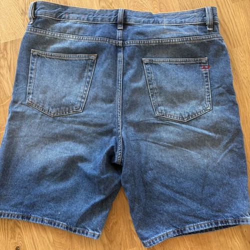 Diesel denim shorts like new, size 36, blue