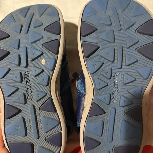 Columbia summer sandals size 32 used, blue