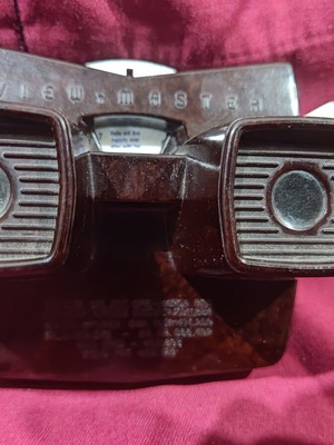 View Master bakelite used, functional with wear