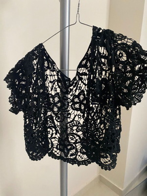 Black Guipure Lace Bolero Jacket like new, one size