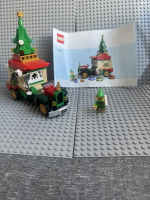 Lego Santa’s Delivery Truck 40746 like new