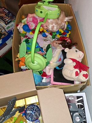 Toys used in box, including plush and various types