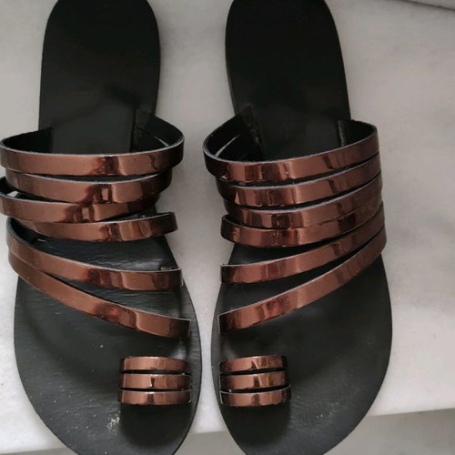 Sandals metallic brown used, size 39