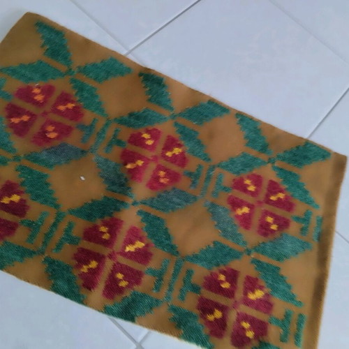 Traditional woven pillows like new, set of 2, 55x35 cm
