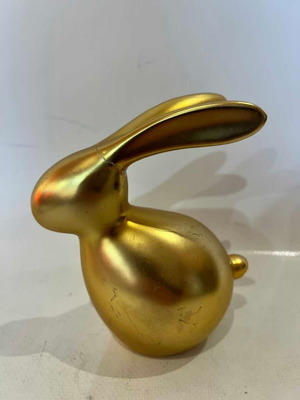 Decorative bunny used, gold color resin 12x11