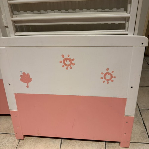Wooden baby cot, white and pink with side rails