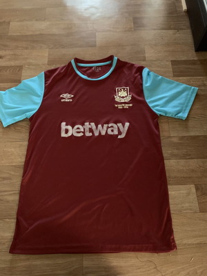 Umbro West Ham men's jersey used, size M