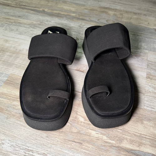 Zara slip-on sandals black fabric strap toe loop flat mules EU 40