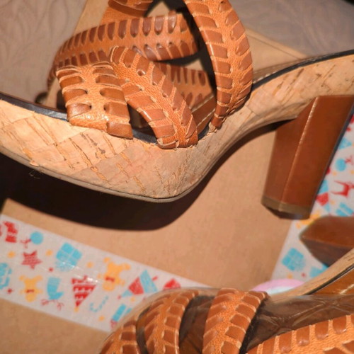 leather sandals tan size 36