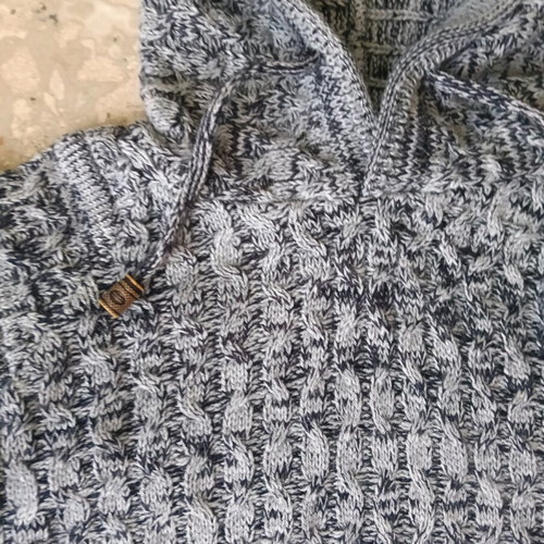 Gray pullover used for boys size 152 cm