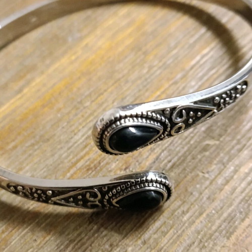 Vintage women's adjustable embossed steel bracelet new