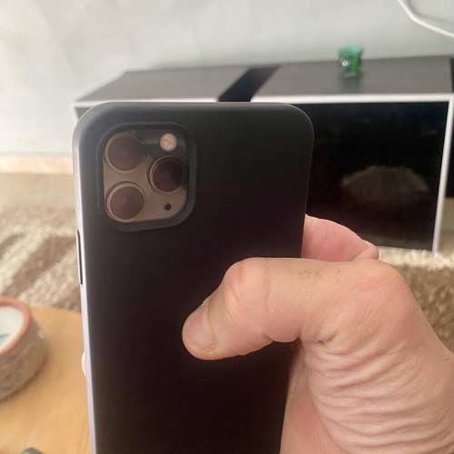 iPhone 11 Pro Max 64GB like new, 100% battery, black