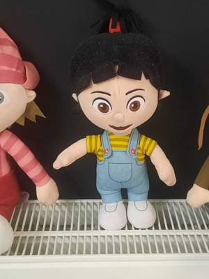 The Girls of Despicable Me plush dolls like new