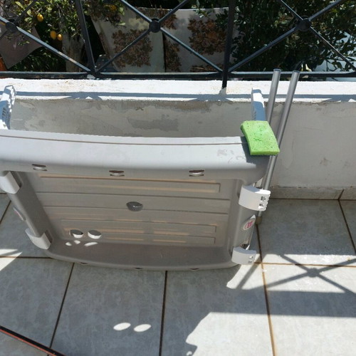 Changing table base for baby bath like new