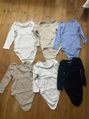 Long-sleeve baby bodysuits (onesies) 12-24 months