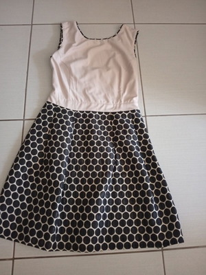 Dress like new, black and gold, size M