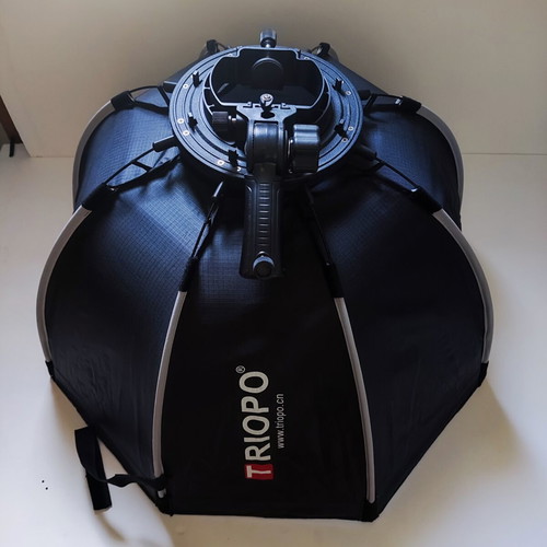 Triopo Octagon 65cm portable softbox with grid